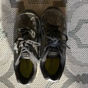 Little boy’s cleats  ⚾️ ⚽️